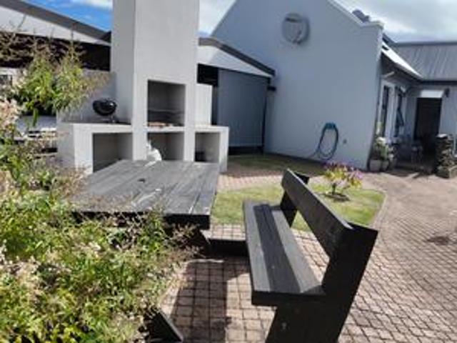 Townhouse for sale in Groot Brak Rivier, Western Cape