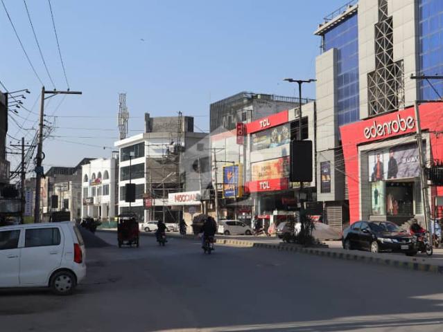 Commercial for rent in Faisalabad, Islamabad Capital Territory