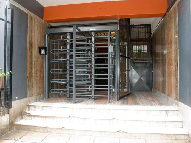 Apartment for rent in Hillbrow, Johannesburg
