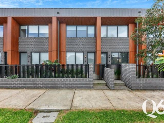Townhouse for sale in Camerons Creek, Victoria