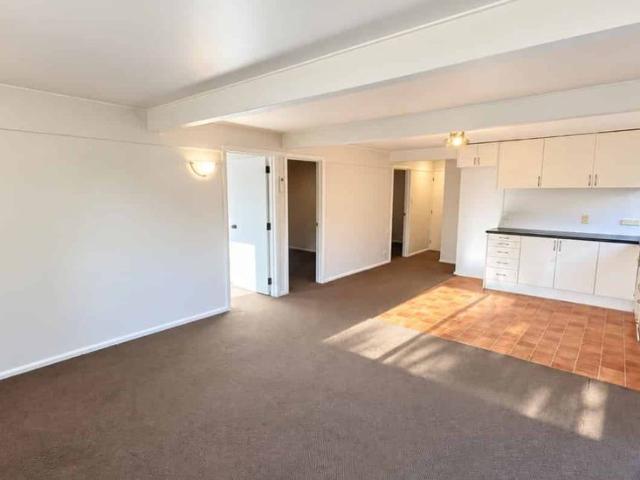 House for rent in Verrans Corner, Kaipātiki
