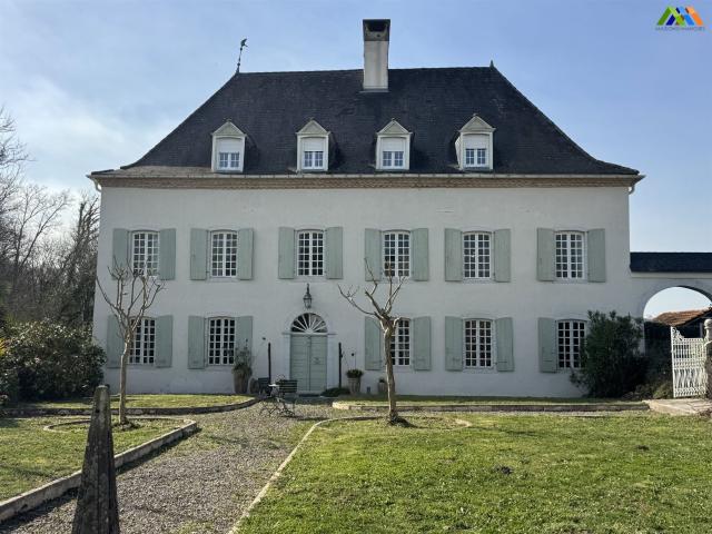 Maison vente à Oloron-Sainte-Marie, Sauveterre-de-béarn