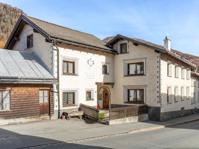 Mehrfamilienhaus kaufen in Val Müstair, Graubünden