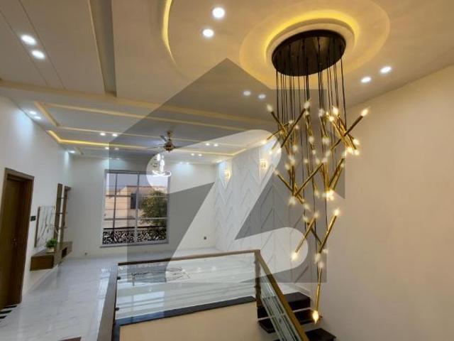 House for sale in Faisalabad, Islamabad Capital Territory