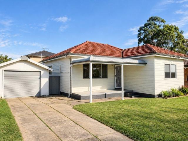 House for rent in Marayong, Sydney