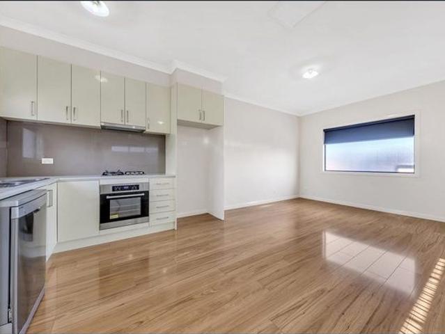 Townhouse for rent in Camerons Creek, Victoria
