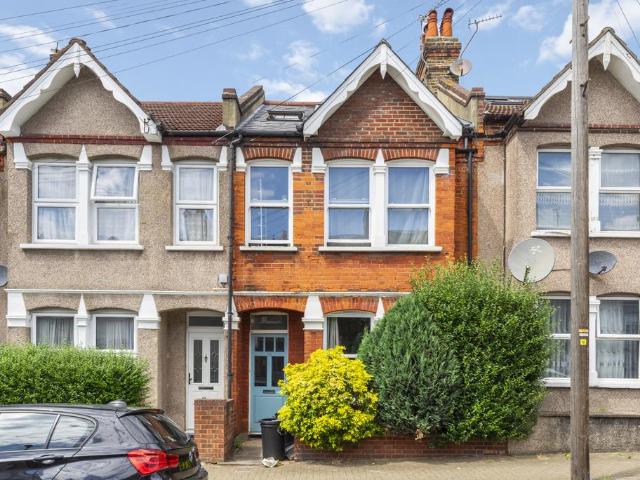 House for rent in Furzedown, Greater London