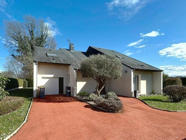 Maison vente à Idron-ousse-sendets, Marque Debat