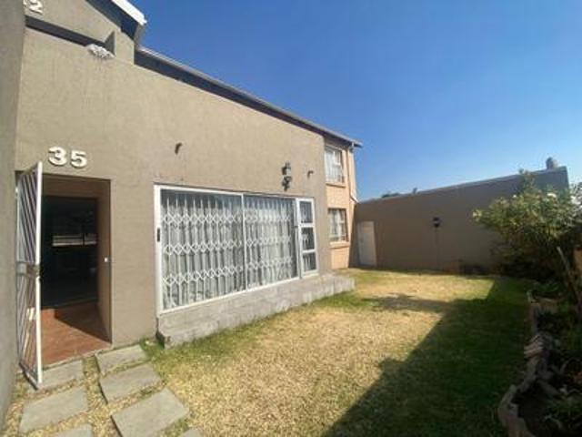 Townhouse for rent in Midrand, City of Johannesburg Metropolitan Municipality