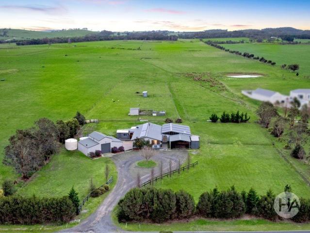 Cottage for sale in Lance Creek, Victoria