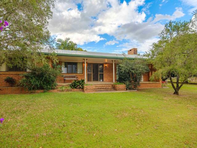 Cottage for sale in Pie Creek, Queensland