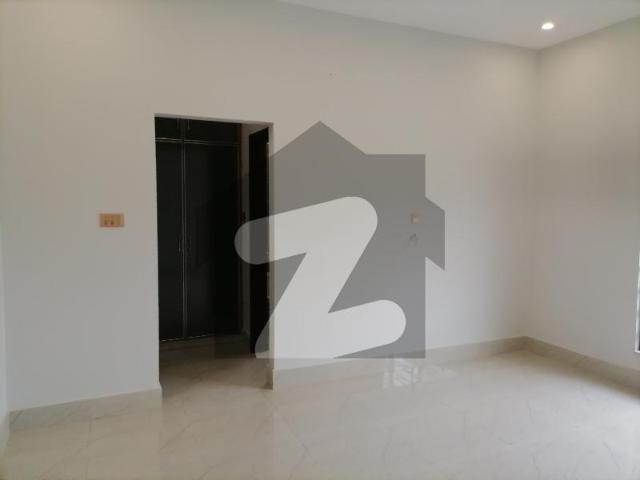 House for sale in Faisalabad, Islamabad Capital Territory