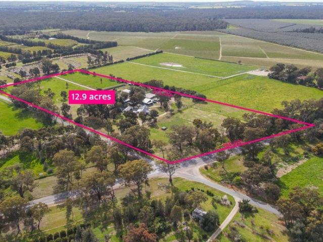 Cottage for sale in Cobram East, Victoria