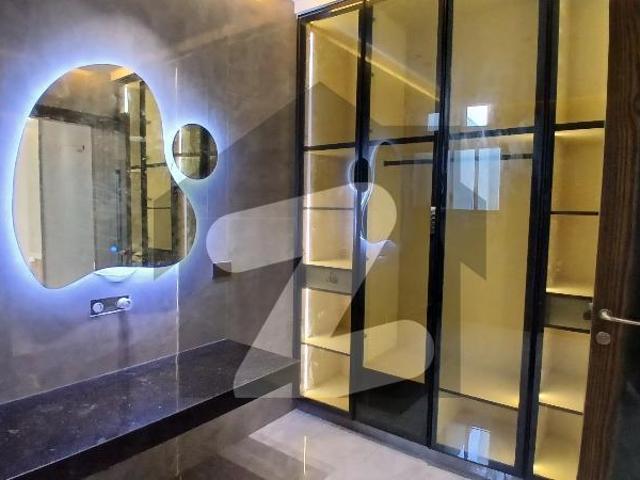 House for sale in تحصیل فیصل آباد شہر, فیصل آباد ڈویژن