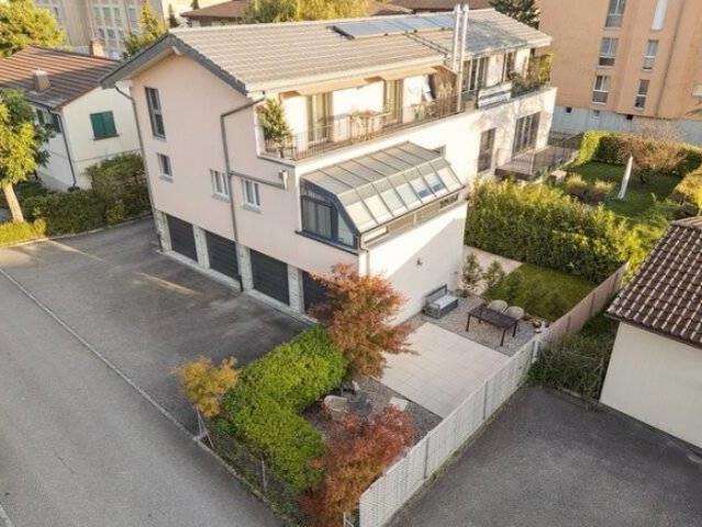 Einfamilienhaus kaufen in Biel, Bern