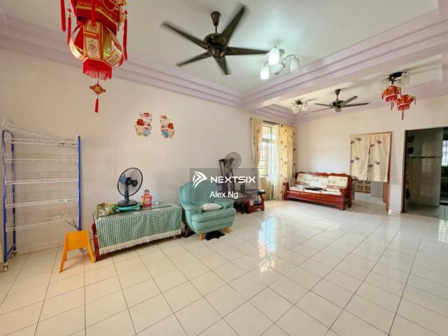 Residential House for sale in Country Heights Damansara, Kuala Lumpur