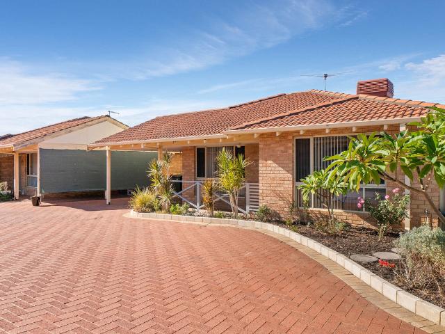 Villa for sale in Kinross, Western Australia