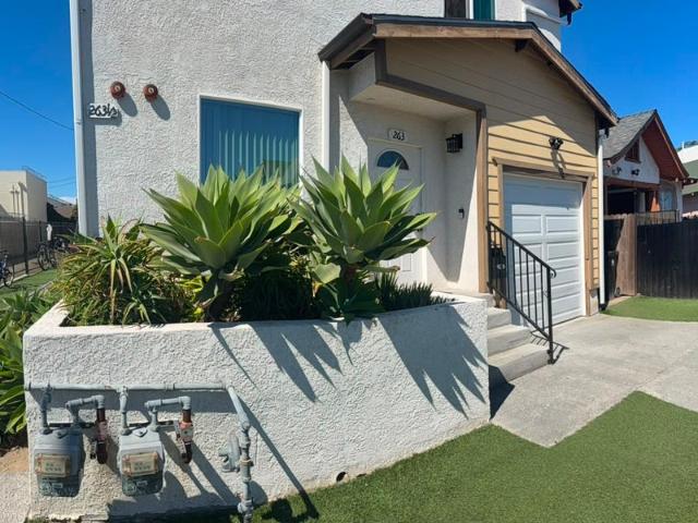 Room for rent in Canoga Park, California