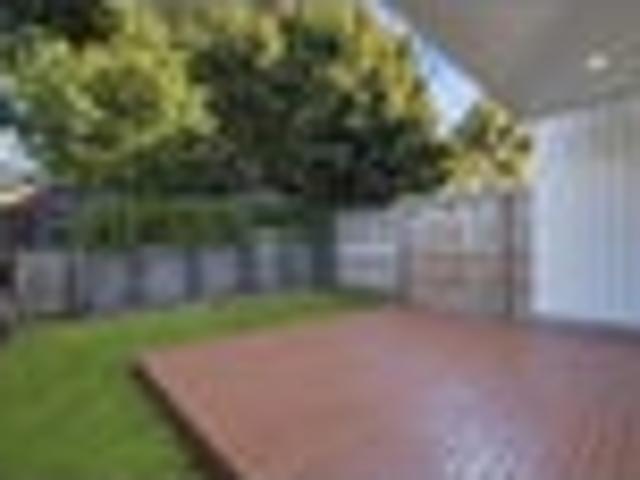 Townhouse for sale in Mount Wellington