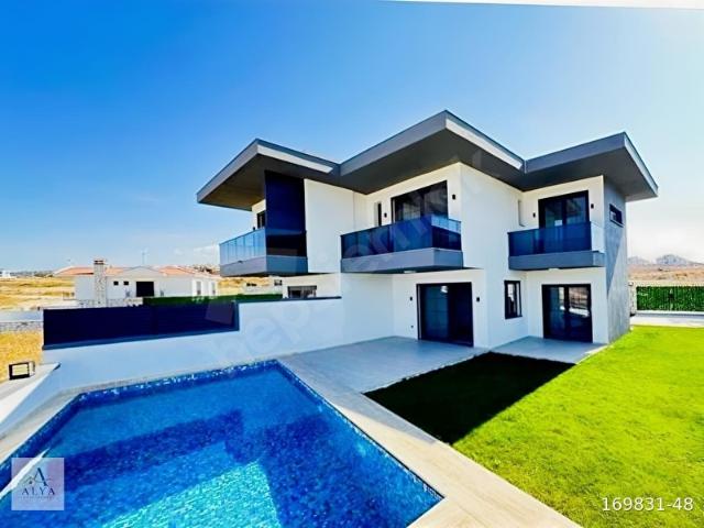 Şifne Mahallesi, Çeşme içerisinde satılık Villa