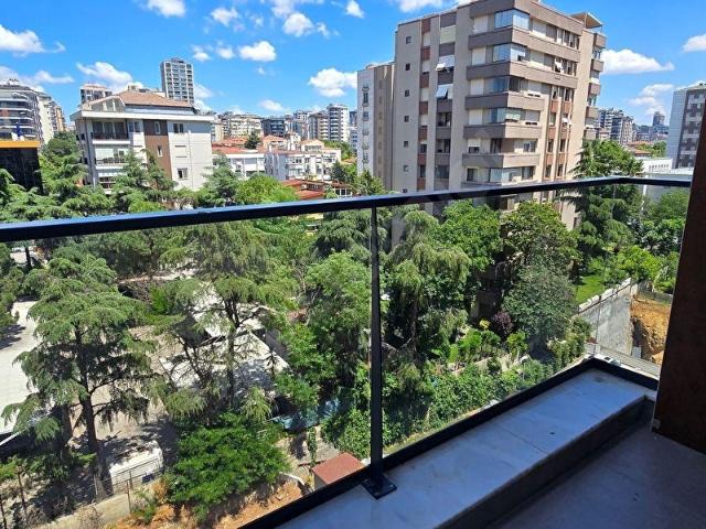 Kadiköy, İstanbul içerisinde satılık mülk