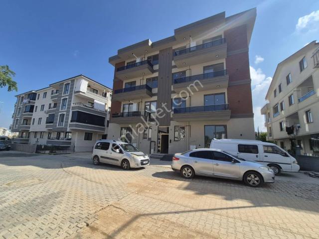 Sultaniye, Çiftlikköy içerisinde kiralık mülk