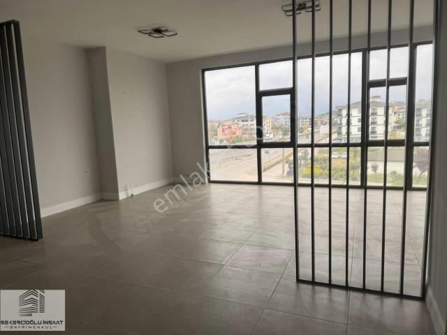 Çiftlikköy, Yalova içerisinde kiralık Ofis