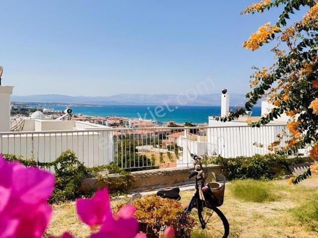 Çeşme, İzmir içerisinde satılık Villa