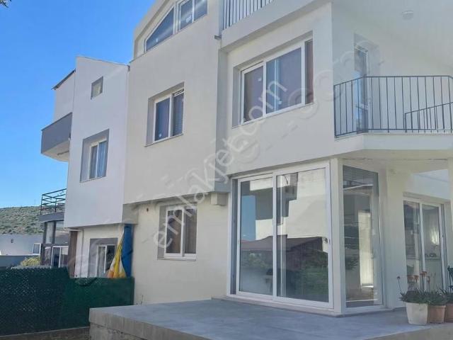 Çeşme, İzmir içerisinde kiralık Villa