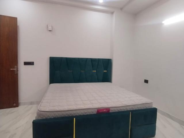 Flat for rent in Deri