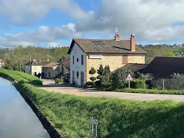 Maison vente à Charolles, Iguerande