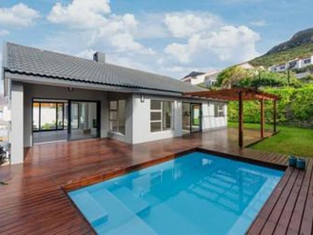 House for sale in Hout Bay