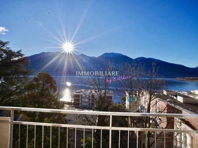 Attikawohnung kaufen in Minusio, Tessin