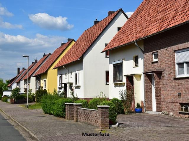 Doppelhaushälfte kaufen in Holzwickede, Nordrhein-Westfalen
