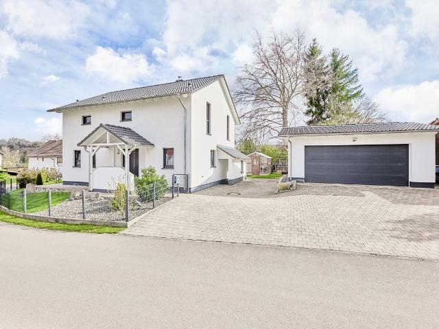 Villa kaufen in Scherstetten, Bayern