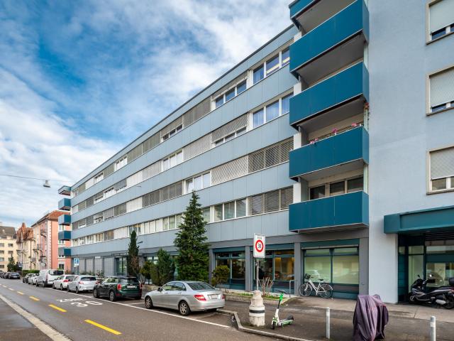 Apartment mieten in Einigen, Zürich