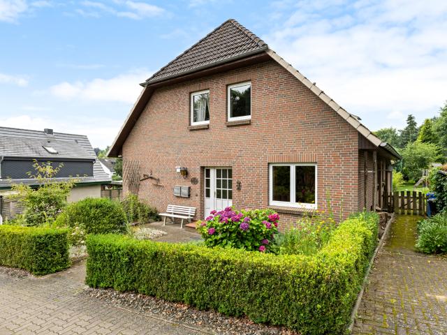Villa kaufen in Suerhop, Buchholz in der Nordheide