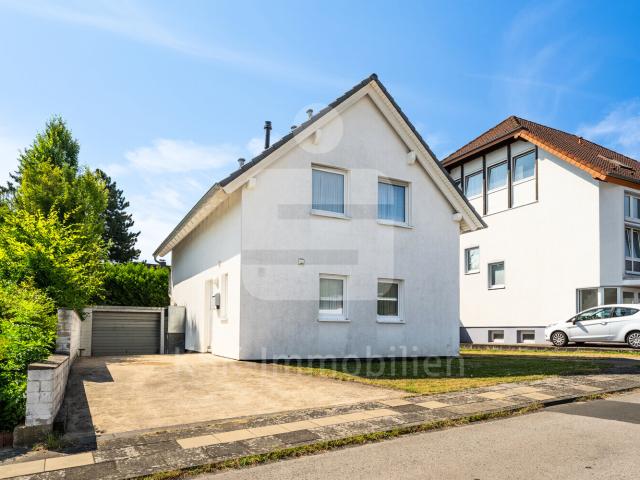 Villa kaufen in Frechen, Nordrhein-Westfalen