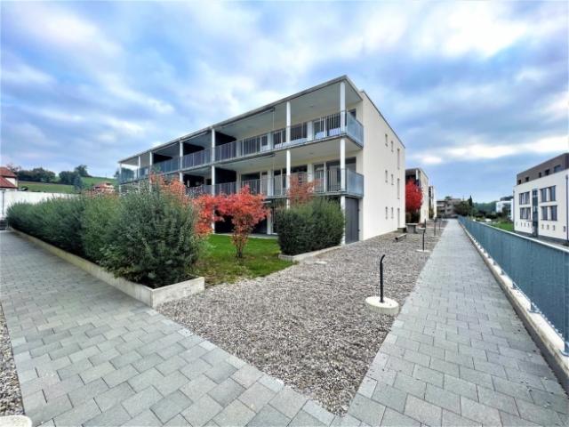 Wohnung mieten in Neuenegg, Bern