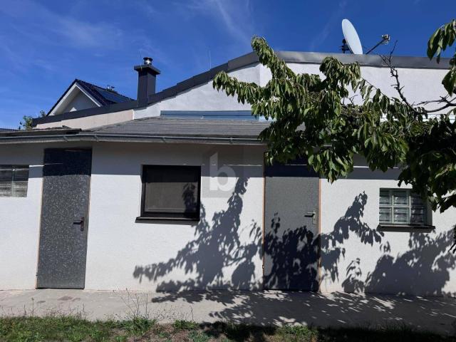Haus kaufen in Strasshof an der Nordbahn, Bezirk Gänserndorf