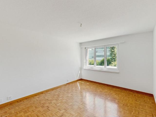 Apartment mieten in Schwerzenbach, Bezirk Uster
