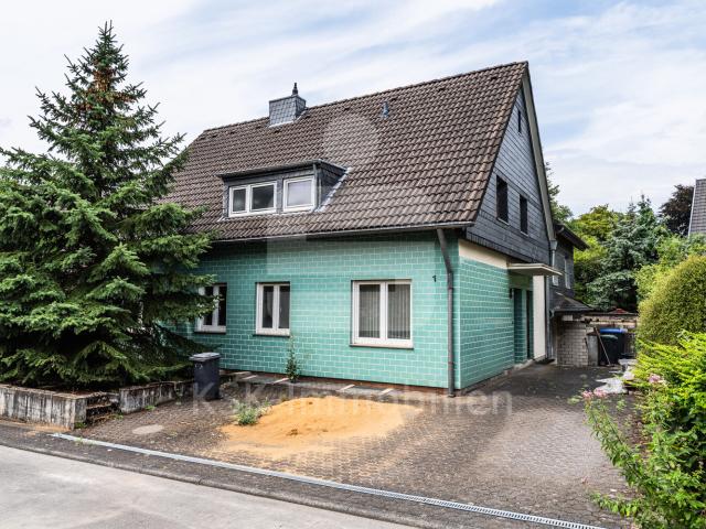 Villa kaufen in Moitzfeld, Bergisch Gladbach