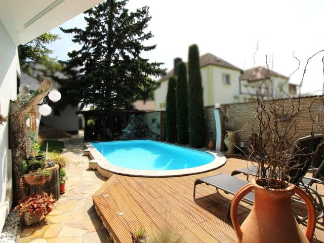 Haus kaufen in Engelhartstetten, Niederösterreich