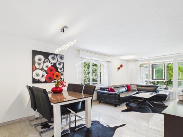 Wohnung kaufen in Sonnegg, Arth