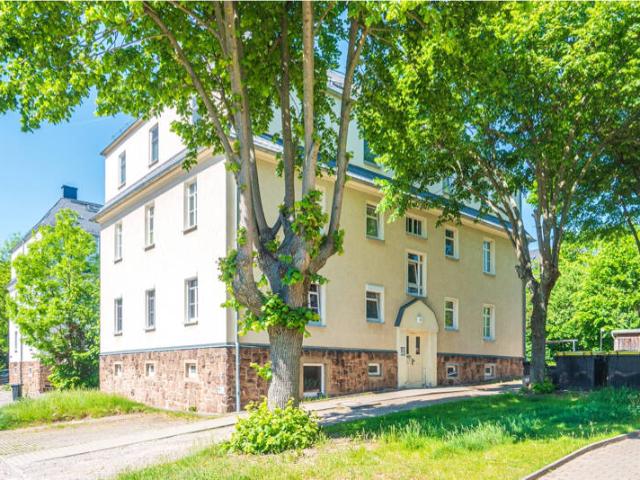 Etagenwohnung kaufen in Hartmannsdorf