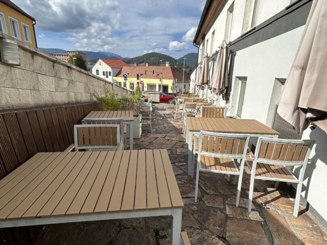 Gewerbe mieten in Wimpassing im Schwarzatale, Niederösterreich