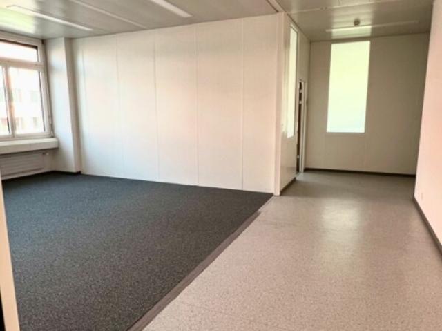 Büro mieten in Volketswil, Zürich