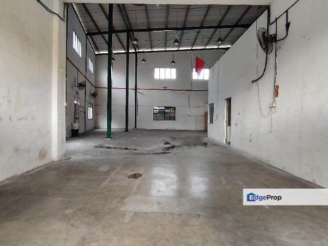 Warehouse for rent in Majlis Bandaraya Ipoh, Kinta