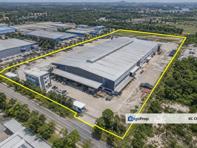 Warehouse for sale in Ijok, Selangor