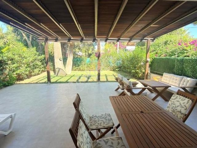 Çeşme, İzmir içerisinde kiralık Villa